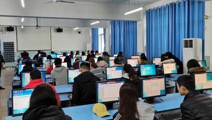 專科優勢專業推薦 電腦圖文設計制作，分數一般考生的務實選擇